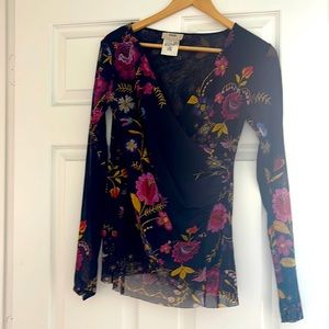 Fuzzi Petunia Tulie Nylon Top